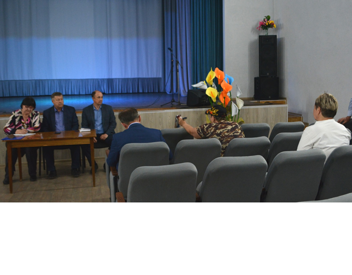 Выездной прием граждан в с. Лещаное.