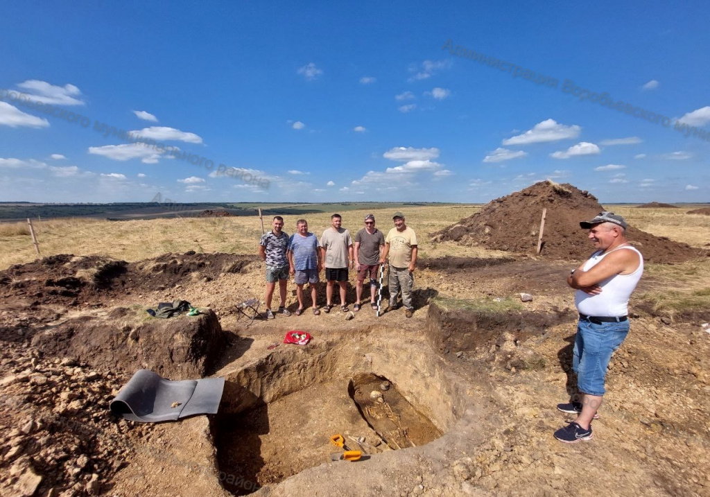 В Воробьёвском районе идут раскопки курганов.