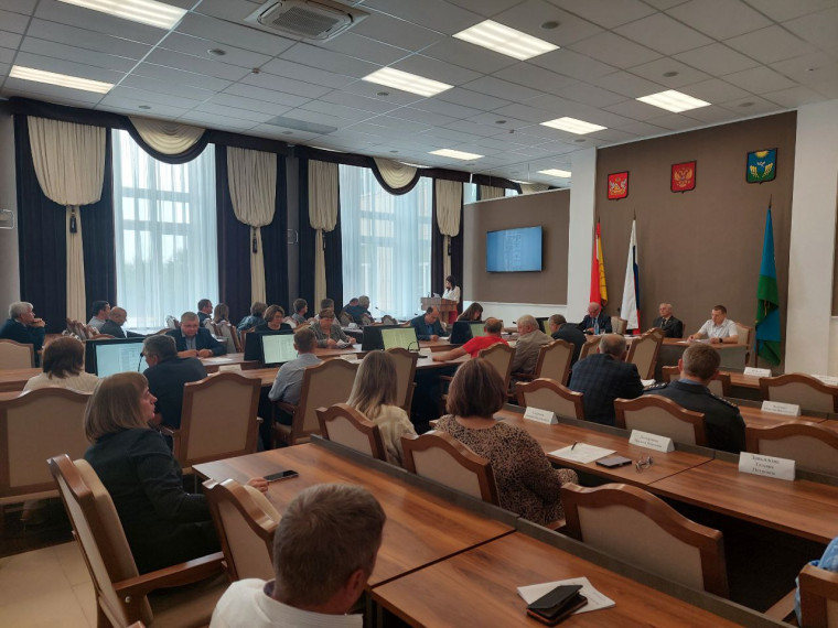 Заседание семнадцатой сессии Совета народных депутатов. Заседание семнадцатой сессии Совета народных депутатов.