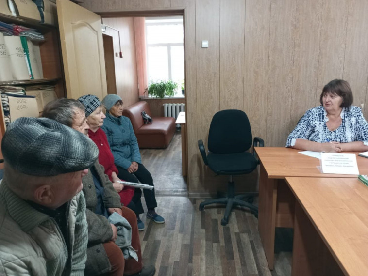 Выездной прием граждан в поселке Центральной усадьбы совхоза «Воробьёвский». Выездной прием граждан в поселке Центральной усадьбы совхоза «Воробьёвский».